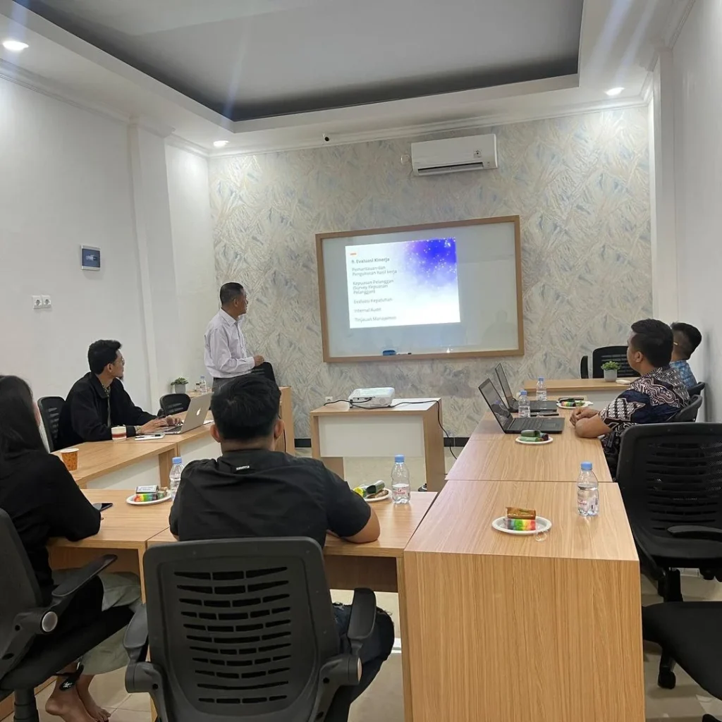 pelatihan iso manajemen kapal (ship management)
